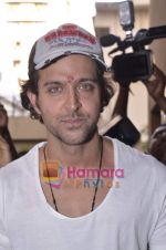 Hrithik Roshan on the occasion of his bday at his home on 9th Jan 2011 (25).JPG